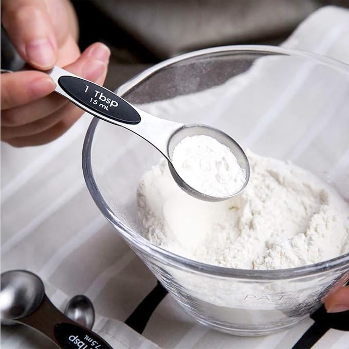 NutriChef 6-Piece Magnetic Measuring Spoon Set - Stainless Steel Stackable Dual Sided Nesting Teaspoon to Tablespoon For Dry & Liquid Ingredients, Stylish, 6 Sizes, Black