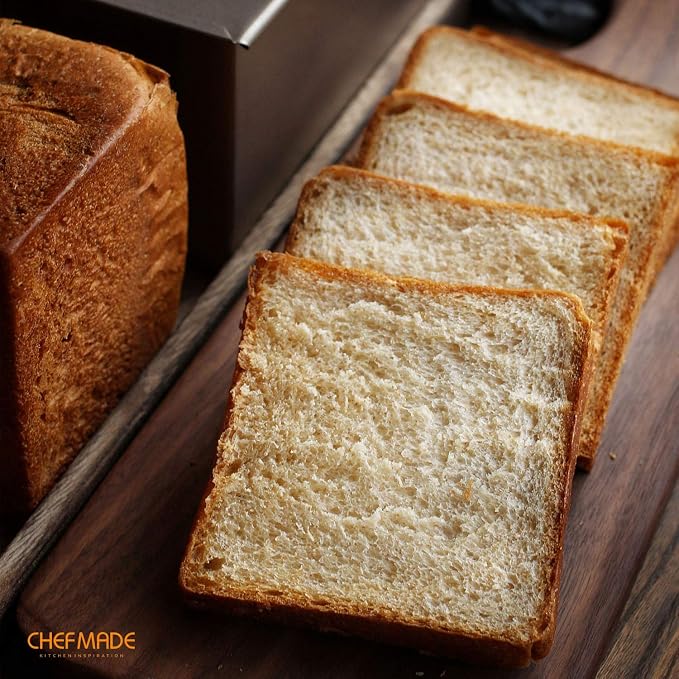 CHEFMADE Pullman Loaf Pan with Lip, 0.99Lb Dough Capacity Non-Stick Rectangle Flat Toast Box for Oven Baking 4.2" x 7.7"x 4.4" (Champagne Gold)