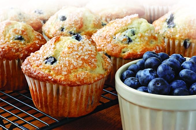 Chicago Metallic Professional 6-Cup Non-Stick Muffin Pan, Make up to 6 large muffins, cupcakes, quiches, egg cups, and more,14-Inch-by-10.25-Inch