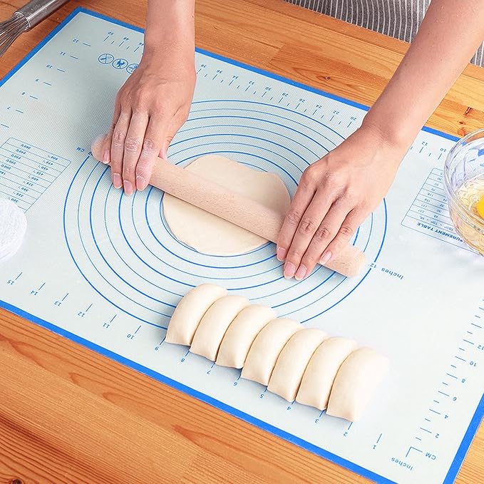 Silicone Baking Mat，Non Stick Rolling Dough with Measurements for Pie Pizza Cookies Fondant Making，Extra Thick Non Slip Silicone Pastry Mat (Blue, M-16"×20")