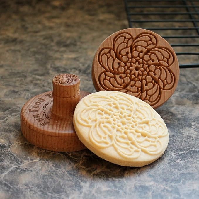 Wood Cookie Stamp, 2.5 Inch (Milan Duomo CS-057)