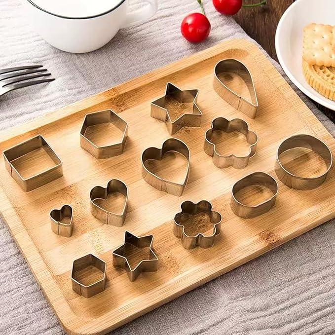 30Pcs Mini Cookie Cutter Set with Box,30 Small Molds To Cut Out Pastry Dough Pie Crust & Fruit, Geometric Set for Biscuit Mold