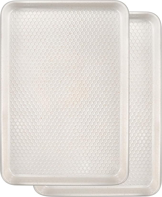 Wildone 2 Pack Half Sheet Baking Pans, Honeycomb Embossed Nonstick Baking Sheet 17.5x12 In, Thicker Carbon Steel Cookie Sheet, Even Heating & Warp Resistant, White