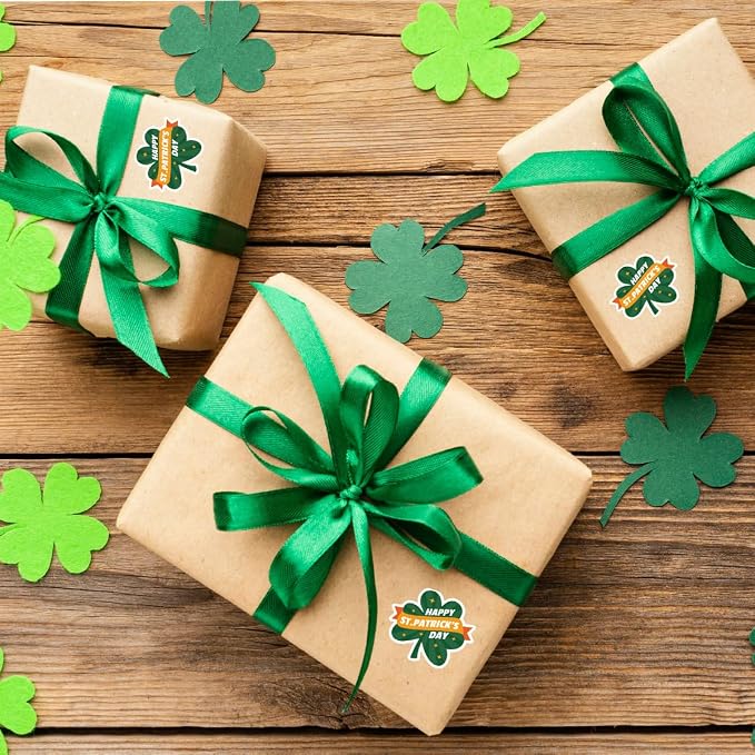 200 PCS Happy St. Patrick's Day Packaging Stickers,Clover Sticker for Small Business Envelopes Shipping Boxes Gift Packaging
