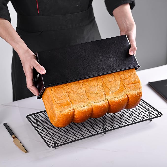 Commercial Pullman Loaf Pan with Lid, 2.2Lb Dough Capacity Non-stick Rectangle Flat Toast Box for Oven Baking 13.6"×5.4"×4.7"(Black)