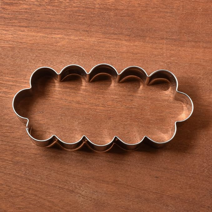 LILIAO Scalloped Edge Cookie Cutter, Biscuit Cutters, Stainless Steel (5 x 2.3 inches)