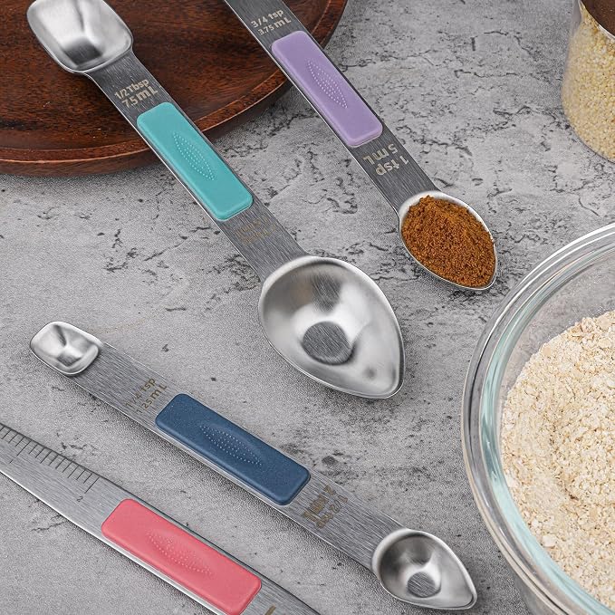 Magnetic Measuring Spoons Set Stainless Steel Double Sided Measuring Spoons with 1 Leveler Measuring Teaspoon Tablespoon for Dry and Liquid Ingredients (5, Multicolor)