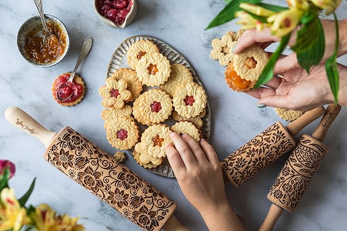 FLORAL WREATH Embossing Rolling Pin with Flowers Pattern. Dough and Clay Roller for Embossed Cookies and Pottery. Cookie and Ceramic Stamp. Backing Gifts for Women by Algis Crafts