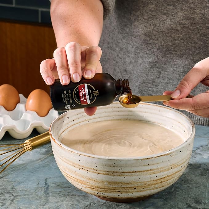 McCormick Gourmet Collection Vanilla Extract, Pure, Our Best Herbs & Spices, Crafted in Small Batches with 100% Madagascar Vanilla Beans, Elevates Cookies, Pancakes, Waffles, Coffee, Sauces, Glazes, and More, 4 fl oz