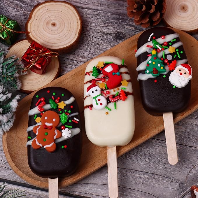 Edible Christmas Cookie Decorations 16 Pcs, Edible Snowman Men, Christmas Socks Icing Decorations, Gingerbread House Decorations, Perfect for Cupcakes, Cake, Cookies, and Ice Cream Topping