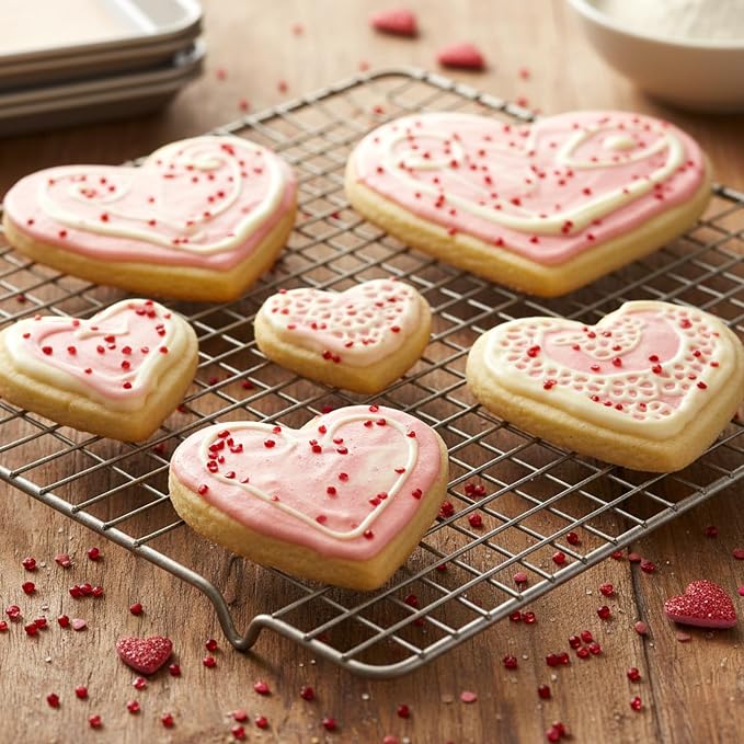 Heart Cookie Cutter,10 Pcs Stainless Steel Heart Shaped Cookie Cutter,Sandwich Cutters for Lunch Lover Wedding Present for Sandwiches Biscuit (3.3 2.6 2.0 1.5 1.1in)