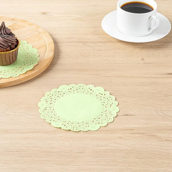 Restaurantware-Pastry Tek 6 x 6 Inch Paper Lace Doilies, 4000 Disposable Table Doilies - Elegant Lace Finish, Long Lasting, Green Paper Placemat, for Pastries, Cupcakes, Desserts