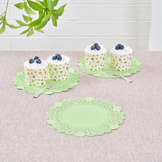Pastry Tek 8 x 8 Inch Paper Lace Doilies, 100 Disposable Table Doilies - Elegant Lace Finish, Long Lasting, Green Paper Doily, for Pastries, Cupcakes, Desserts - Restaurantware