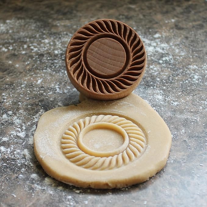 Wood Cookie Stamp, 2.5 Inch (Spiral Jelly Roll CS-141)