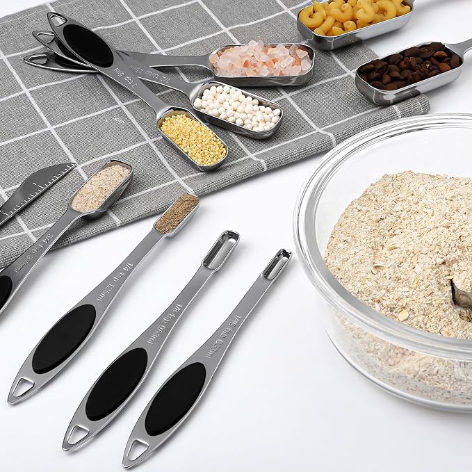 Magnetic Measuring Spoons Set of 11,Stainless Steel Magnetic Measuring Spoons,Teaspoon Measuring Spoon with Leveler for Dry or Liquid Ingredients (11, Black)