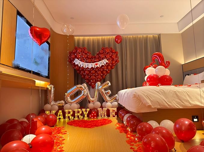 Red and White Balloon Garland Arch kit 153pcs with Star - 22 18 12 10 5in Different Size Red White Confetti Latex Balloons for Christmas Wedding Valentine's Day Birthday Party Decorations