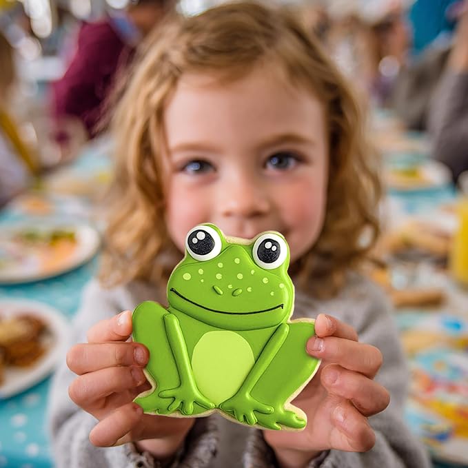 Ann Clark Cookie Cutters Frog Cookie Cutter 3.5" with Recipe Card, Made in USA