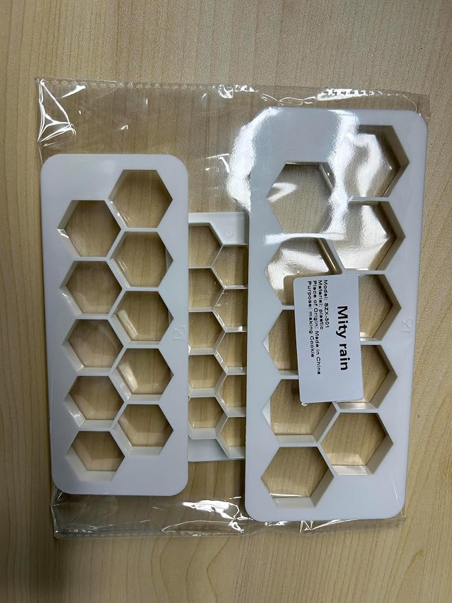 Mity rain Hexagon Cookie Cutter - Geometric Multicutter- Football Cake Fondant Cutter - 3 Size,Hexagon Biscuit Cutters,Novel Creative Cake Decorating