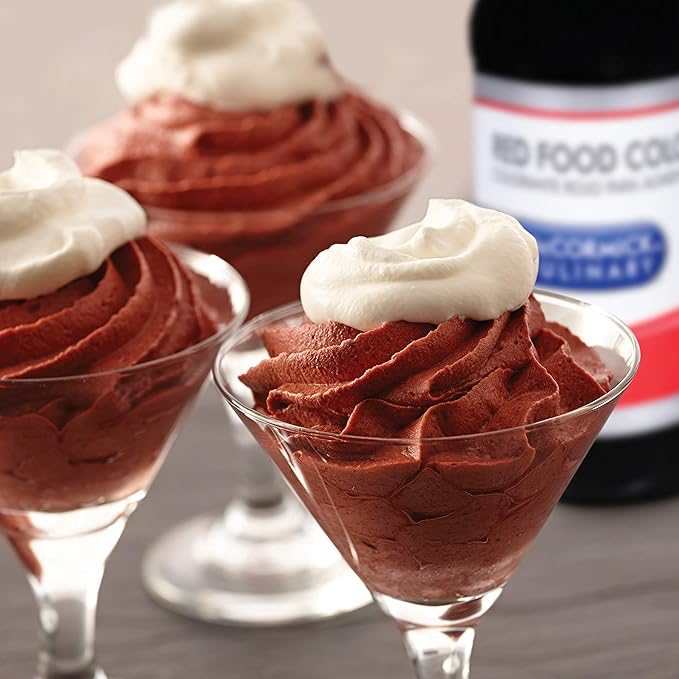 McCormick Culinary Red Food Coloring, 32 fl oz (Pack of 6) - Six 32 Fluid Ounce Bottles of Red Food Dye With Rich Red Color Perfect for Red Velvet Cakes, Frosting, Icing, Cookies and More