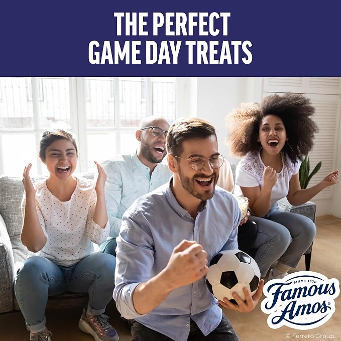 Famous Amos Classic Chocolate Chip Cookies, Bite-size cookies, Sweet Treats, 10 Pack Box, 1oz Bag