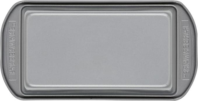 Farberware Bakeware Nonstick Loaf Pan, 9-Inch x 5-Inch, Loaf Bread Pans, Gray