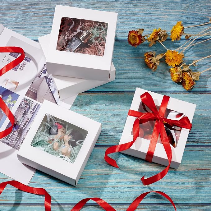 BENECREAT 18Packs 4.7x4.7x2.4inch Clear PVC Square Window Gift Boxes, White Kraft Paper Present Boxes for Baby Showers, Weddings, Birthday Parties