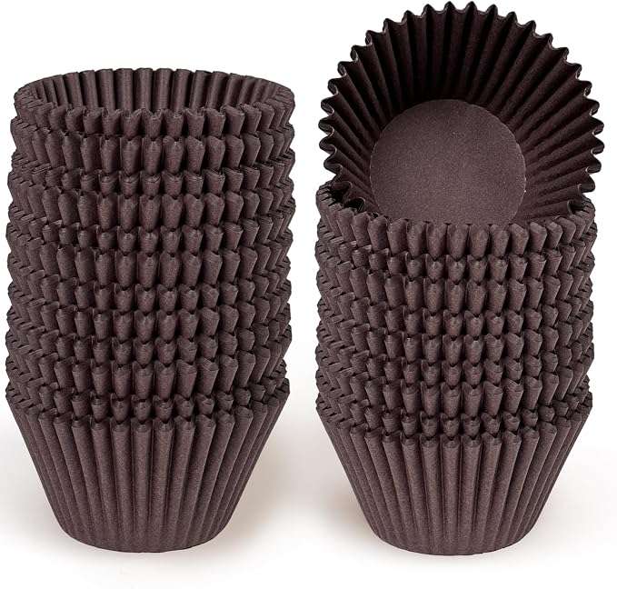 qiqee 300 Count Jumbo Cupcake Liners Coffee Muffin Liners Food Grade Jumbo Size Baking Cups Paper No Smells（Large Size）
