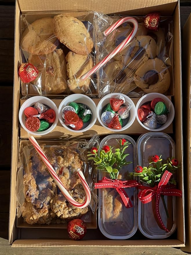 Large Cardboard Pastry Boxes Heavy Duty, Charcuterie Board Boxes with Lids 10PK, Disposable Catering Serving Platters for 5-8 People, Sturdy Takeout Containers for Picnic Box To-Go 15"x10"x3.5"