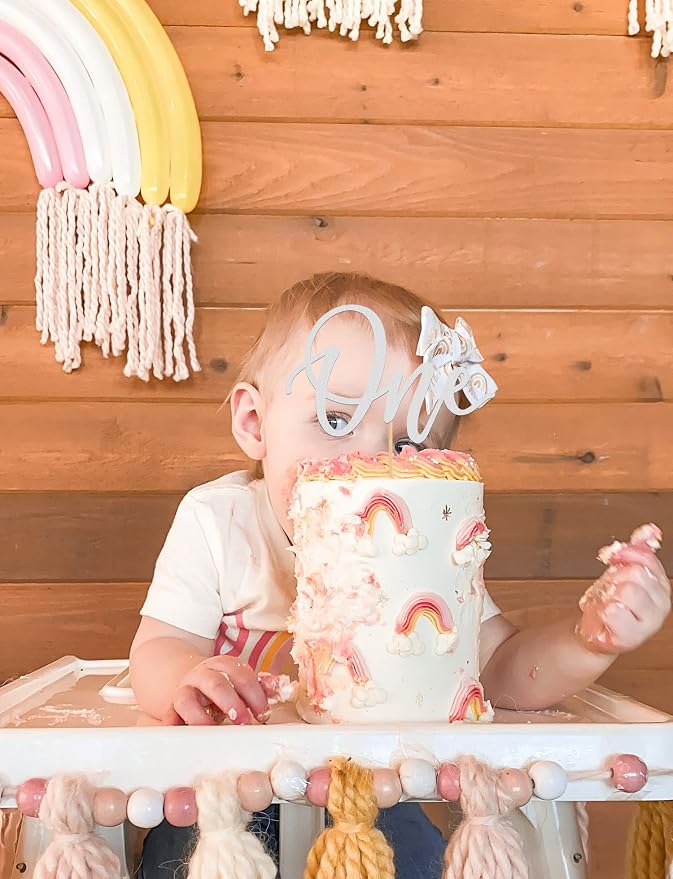 MYAMPED First Birthday Cake Topper - Glitter Silver 'One' Sign, Suitable for Baby Shower Favors, Baby Gender Reveal, Birthday Party or Photo Booth Props