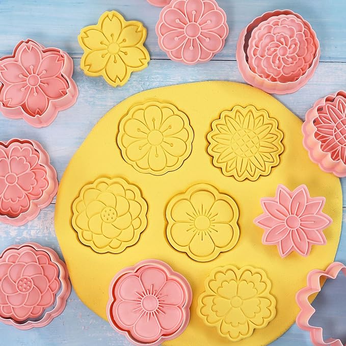 Flower Cookie Cutters Set 8 Pcs Fancy Floral Shaped Biscuits Baking Tools for Party Favors (Flowers E)
