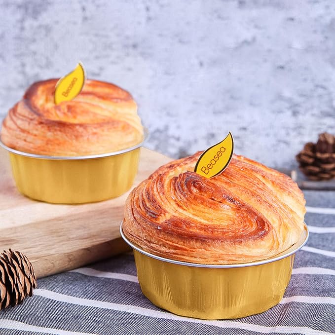 Beasea Disposable Ramekins with Lids, 8 oz 50 Pack Golden Aluminum Foil Cups Disposable Creme Brulee Muffin Cupcake Baking Cup Mini Pudding Cups for Party Wedding Birthday