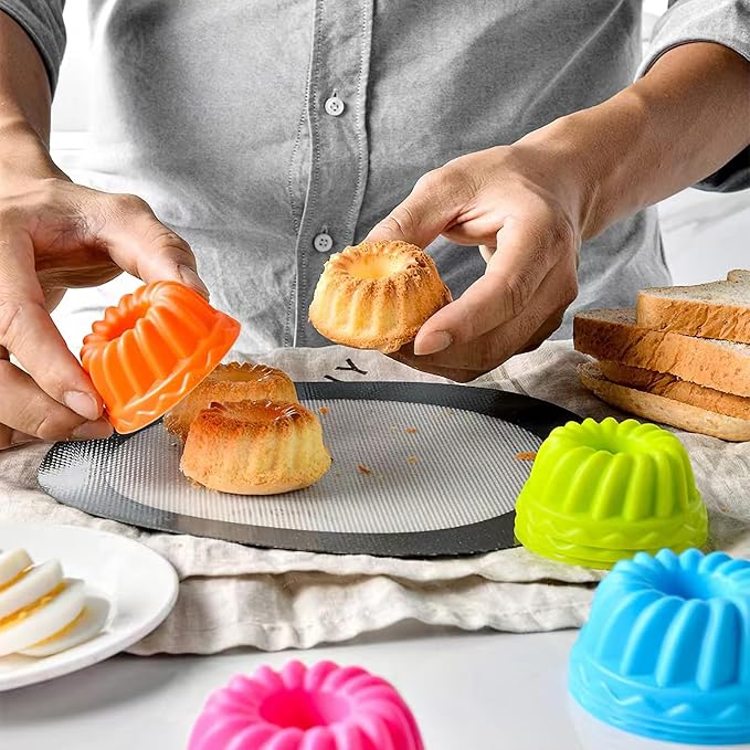 24er Pack Silicone Donut Pans for Baking, Mini b undt Pan Silicone Donut Molds, Nonstick Doughnut Muffin Pumpkin Cup Cupcake Molds Pan, Mini Fluted Tube Silicone Baking Molds
