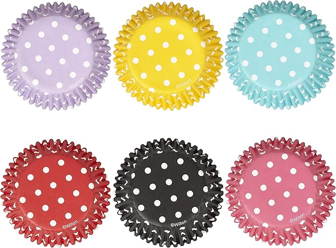 Wilton Standard Cupcake Liner Baking Cups, 300 Count, Polka Dots