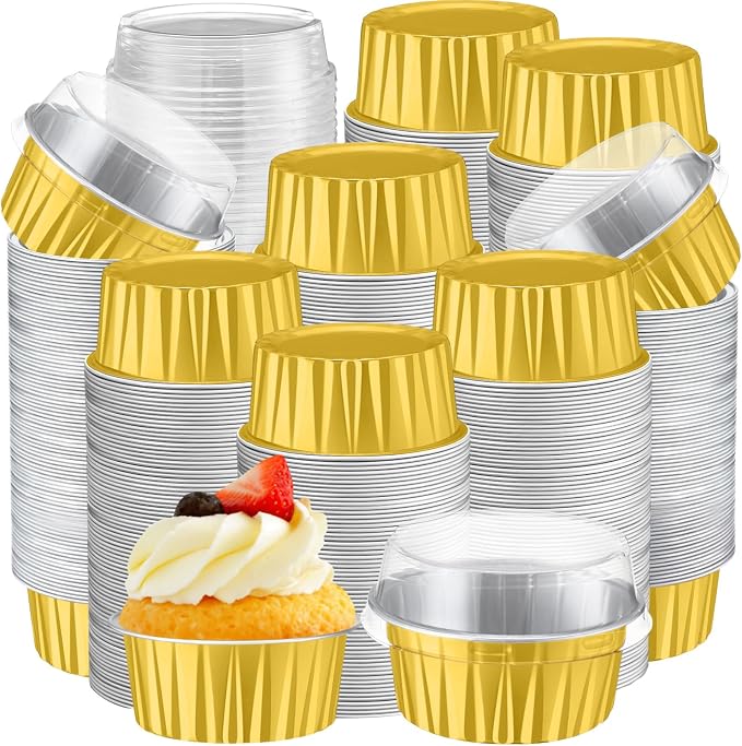 Gejoy 600 Pcs Aluminum Foil Baking Cups with Lids 5 oz Disposable Ramekins Mini Cake Pans Creme Brulee Cupcake Liners Muffin Dessert Container for Wedding Birthday Party (Classic,Gold Color)