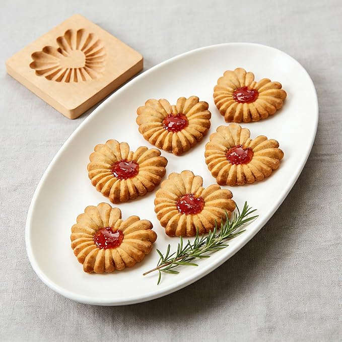 Carved Wooden Gingerbread Cookie Mold,3D Wooden Baking Mold Cookie Biscuit Press Stamp Molds,Cookie Cutter,Cookie Stamp,DIY Biscuit Stamp Mould for Halloween Thanksgiving Christmas(loving)