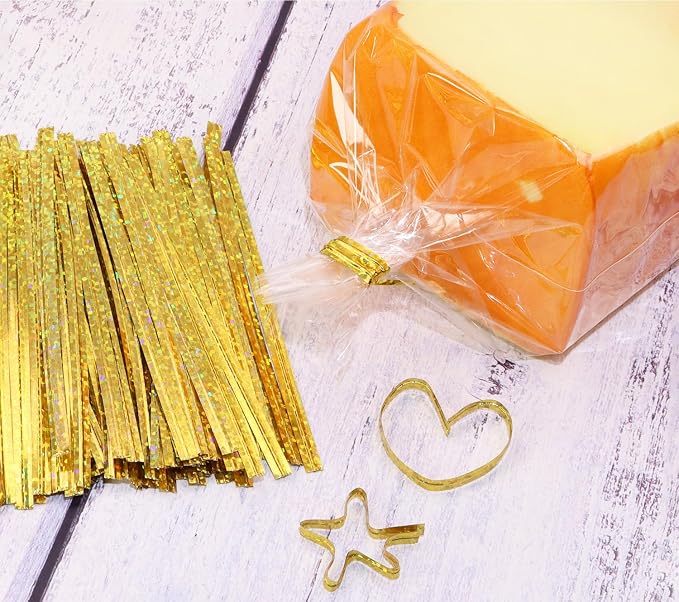Mini Skater 4" Metallic Twist Ties Foil Bread Ties for Packaging Bakery Candy Goodies Cookies Gift Cellophane Treat Bags Christmas Wedding Party Favor Supplies,500Pcs (Gold)