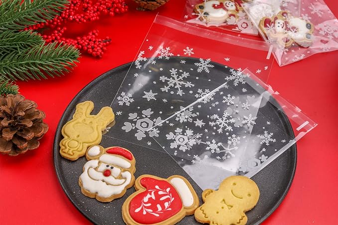 NPLUX 100PACK Christmas Treat Bags Self Adhesive Cookie Bags Snowflake Gift Bag for Christmas Party Favors, Graduation Gift Bags(Clear Snowflake, 3.9x3.9 INCH)