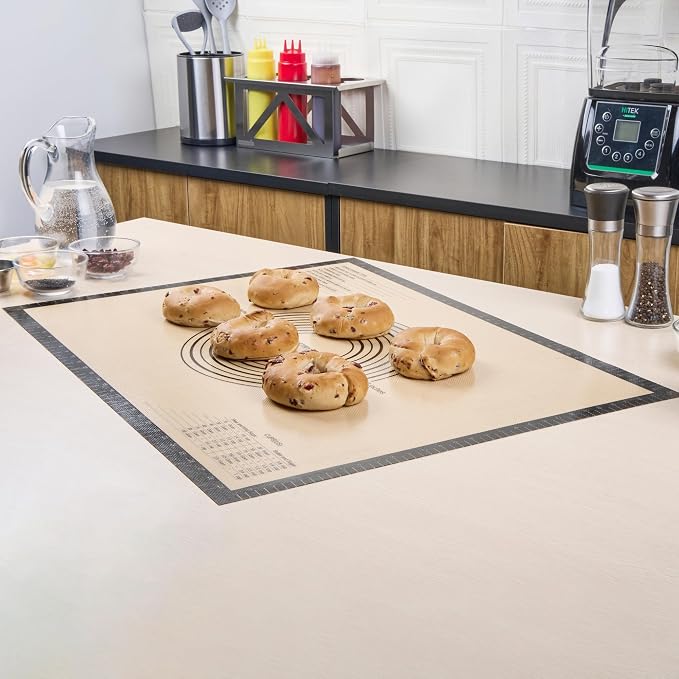 Restaurantware Non-Stick Baking Mat - 1 Count 23.6 x 31.5 Inches Silicone Reusable Baking Sheet - Anti-Slip Dough Mat - Black