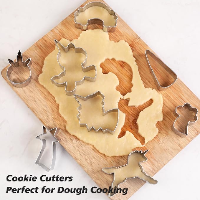Unicorn and Rainbow Cookie Cutters, Set of 8, Cookie Biscuit Mold Food Grade Stainless Steel Fondant Cutters (Cartoon Cookie Cutters Set) For Cake Decoration