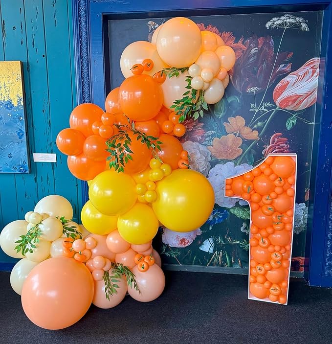 Orange Balloon Arch Kit, 143Pcs Matte Orange Latex Balloon Garland kit, 18 12 10 5 Inch Different Size Balloons for Thanksgiving Day Fall Theme Party Birthday Halloween Anniversary Decorations