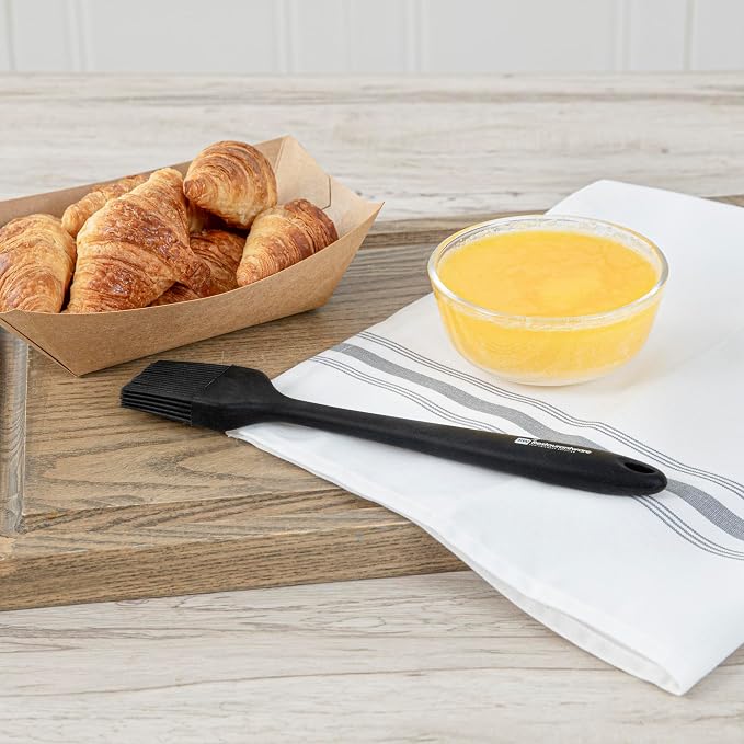 Restaurantware 10.2 Inch Pastry Brush 1 Heat-Resistant Basting Brush - Dishwasher-Safe Hanging Hole Black Silicone Cooking Brush For Spreading Oil Butter Or Sauce