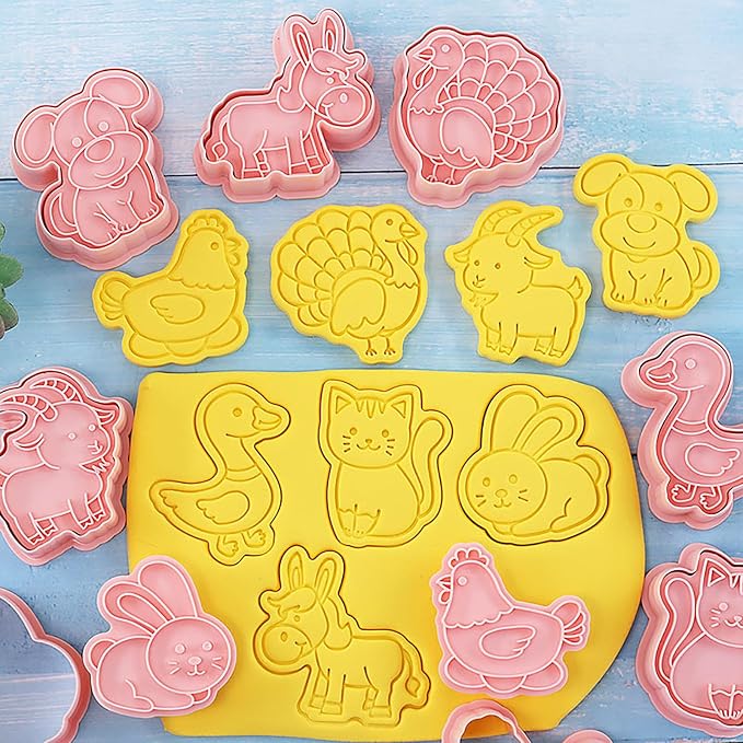 Farm Animal Cookie Cutters with Cookie Stamps 8 Pieces Cute Cookie Cutters for DIY Biscuit Snacks Cheese Baking (Farm B)