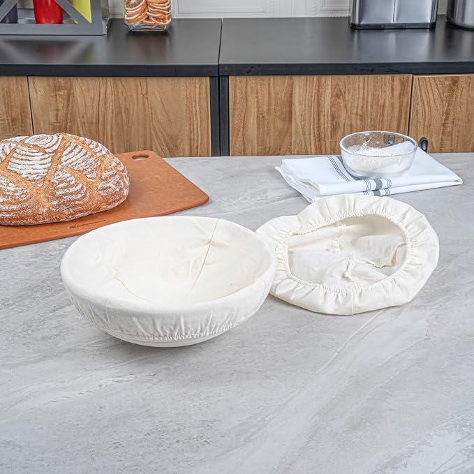 Restaurantware Bread Proofing Basket 9 Inch Round Pack of 1 Rattan Dough Fermentation Basket With Cotton Liners, Oval Banneton Bread Rising Bowl For Home, Commercial, and Artisanal Baking