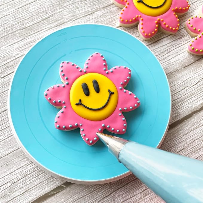R&M Cookie Decorating Turntable for Cookies, Cupcakes, and Small Desserts, 6-Inch Diameter, Non-slip with 360 Degrees of Rotation