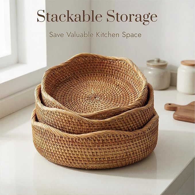 YANGQIHOME Rattan Bread Basket, Round Fruit Baskets, Wicker Storage Bowls, Natural Woven Serving Basket Bowls, Decorative Baskets for Kitchen Counter Organizing (Natural L)