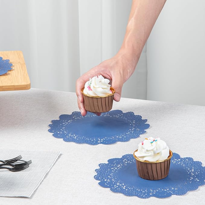 Restaurantware-Pastry Tek 8 x 8 Inch Paper Lace Doilies, 100 Disposable Table Doilies - Elegant Lace Finish, Long Lasting, Navy Blue Paper Placemat, for Pastries, Cupcakes, Desserts