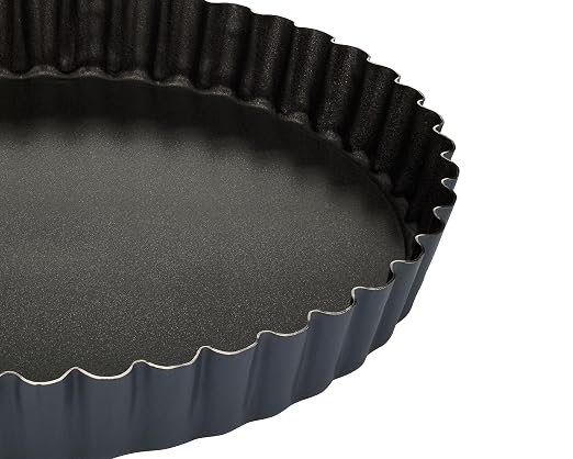 Matfer Bourgeat Exopan Steel Tart Mold with Removable Bottom, Nonstick, Fluted, 11"