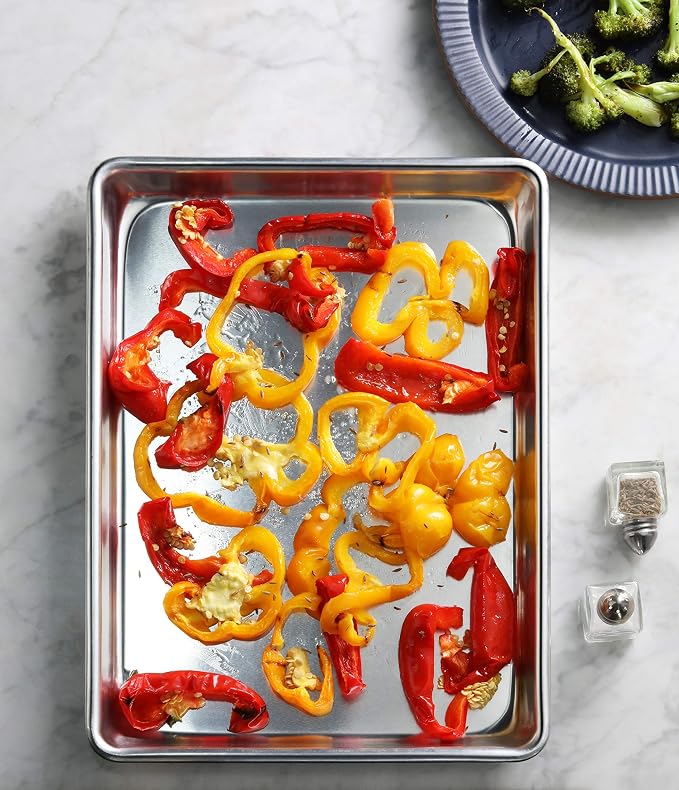 New Star Foodservice Commercial-Grade 18-Gauge Aluminum Sheet Pan/Bun Pan, Quarter Size, 9 x 13 x 1 inch