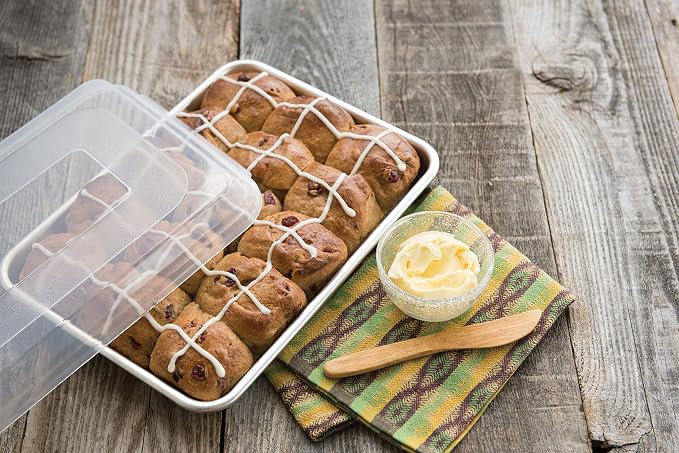 Nordic Ware Naturals Quarter Sheet 9x13 and Lid Baking Set, USA Made Aluminum Commercial Quality Sheet Pans, Encapsulated Galvanized Steel Rim for Warp Prevention, 3pc Bakers Set (Pack of 4)