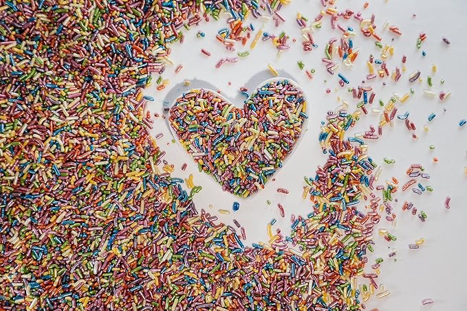 100% NATURAL PEARLIZED RAINBOW SPRINKLES - Dairy Free, Nut Free, Gluten Free, Soy Free, Egg Free, Vegan, Kosher,Cake Decorating Jimmies,Cupcakes,Cookies,Cakes Topper,Bulk Candy,Large 1.5 LBS